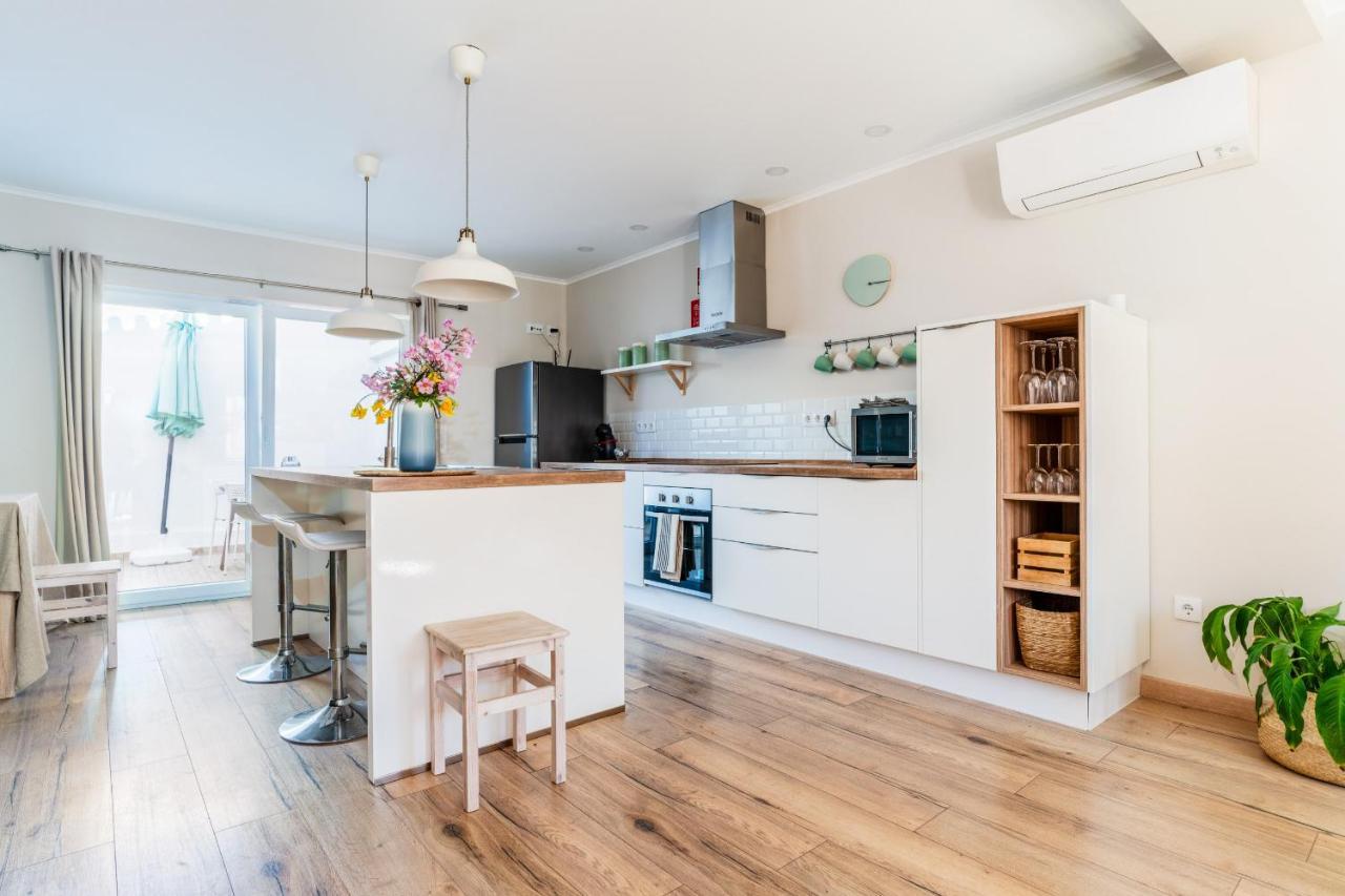 Апартаменты Windmill Escape - Onda Townhouse Одесейше Экстерьер фото